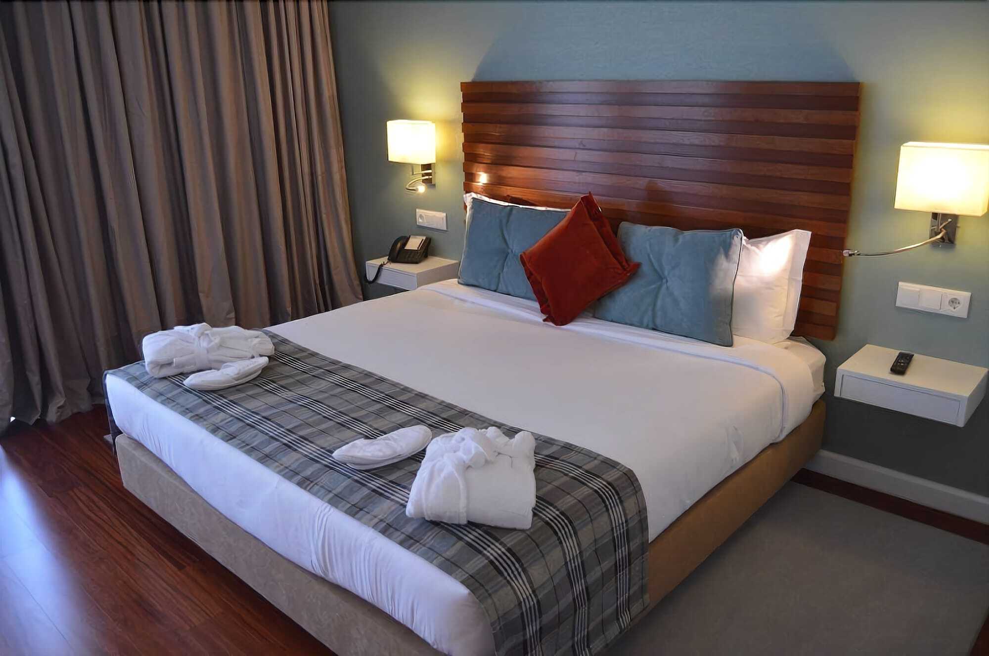Hotel Sao Bento Da Porta Aberta & Spa Герес Экстерьер фото